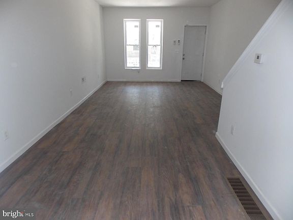 3rd image of 4803 Merion Ave