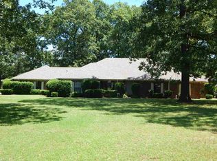 6810 Sanderson Ln, Texarkana, AR 71854