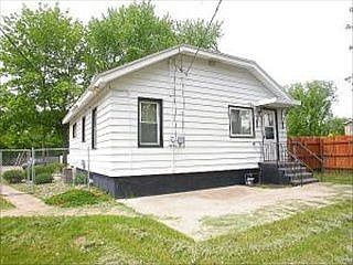 2nd image of 728 12th Ave N