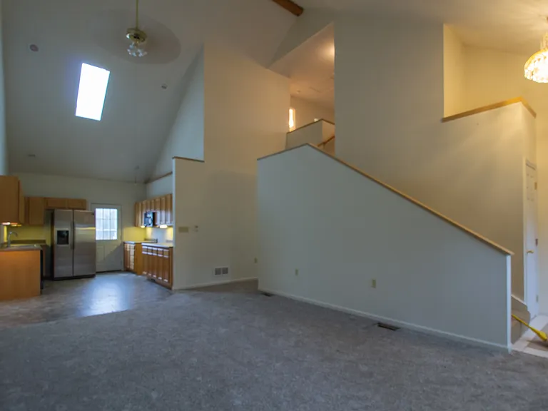 918 Harold Ave #918 — Photo 12