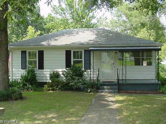 1st image of 1911 Woodside Dr