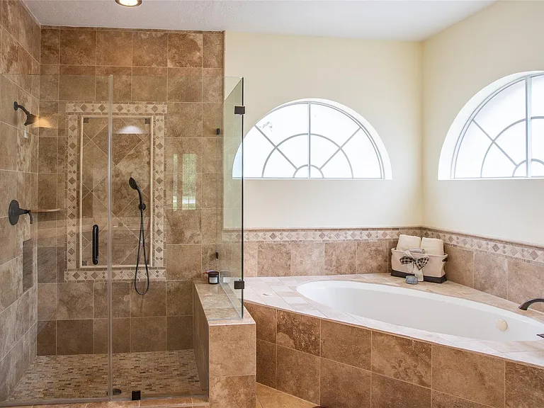 95 Rush Haven Dr — Photo 17