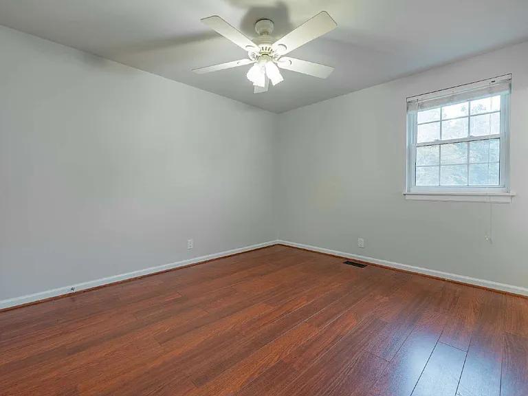 207 Whitnel Dr — Photo 25