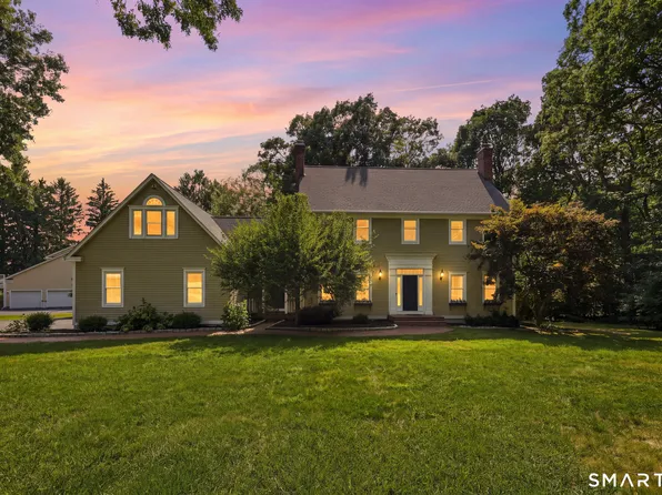 122 Greenwood Drive, South Windsor, CT 06074
