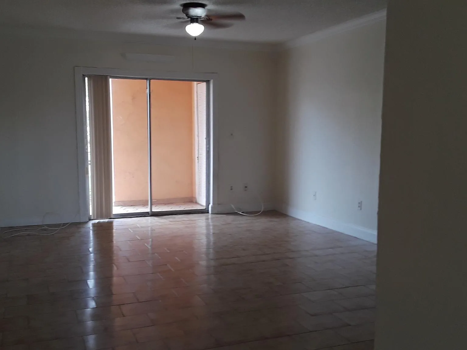 2 bed, 870 sqft, $2,100 — Photo 3