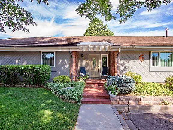 2nd image of 2760 Fox Grove Ct