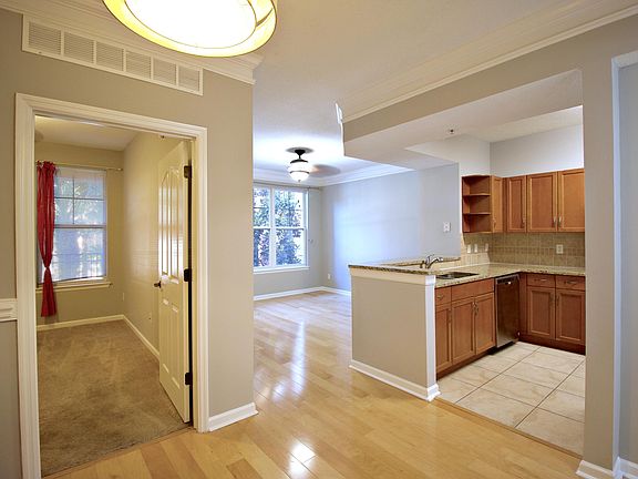 3rd image of 10435 MID TOWN Parkway #218