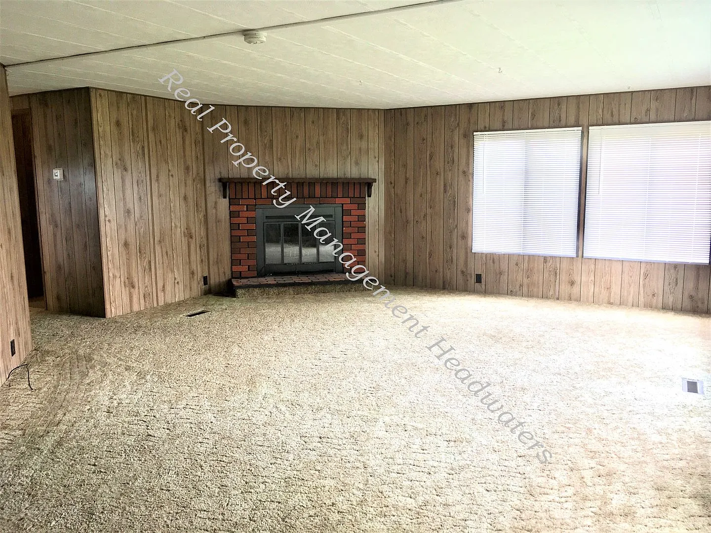 3 Bedroom 2 Bath House for Rent — Photo 2