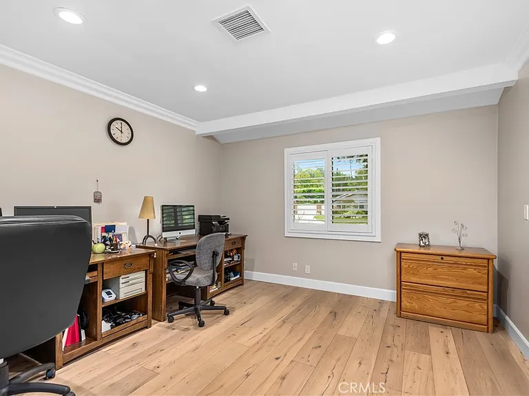 5210 Quakertown Ave — Photo 12