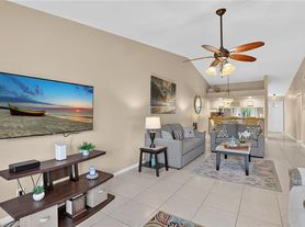 4060 Ice Castle Way, Naples, FL
