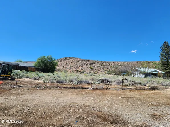 665 Pike St, Dayton, NV 89403