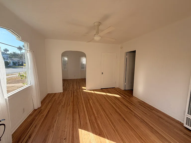 3758 Colonial Ave #1 — Photo 5