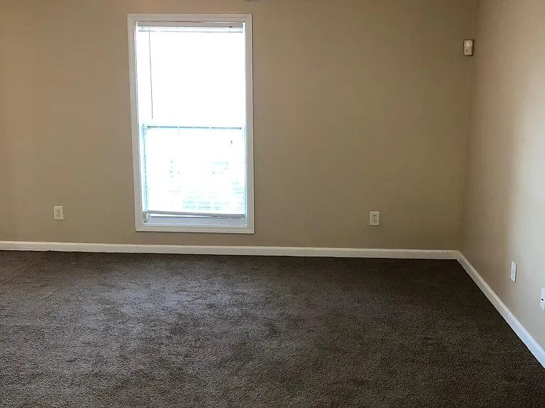 410 Summer Pl — Photo 22