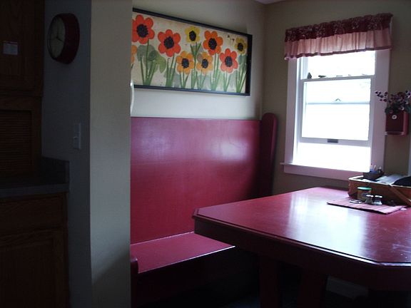Breakfast nook