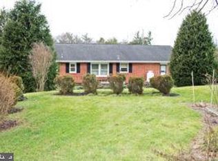 240 Rapho St, Manheim, PA 17545