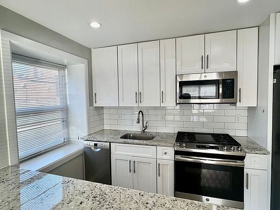 4th image of 349 Mount Pleasant Ave APT 1L