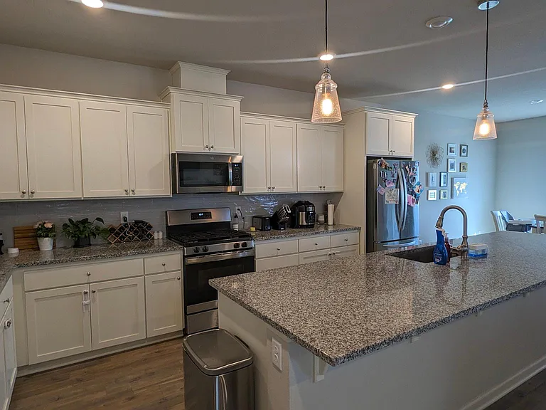 4172 S Kennedy Dr — Photo 7