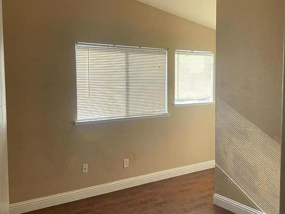 4th image of 5108 Camino Royale Dr