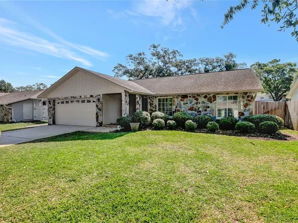 1525 Windmill Pointe Rd, Palm Harbor, FL 34685
