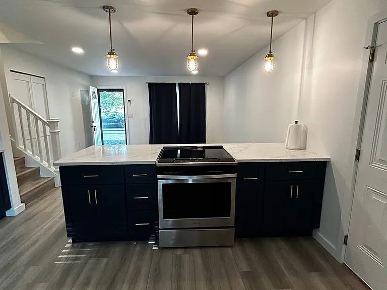 3559 Halpern St — Photo 3