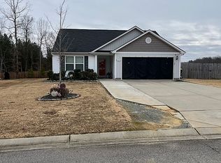 132 Steamboat Ln, Burlington, NC 27217