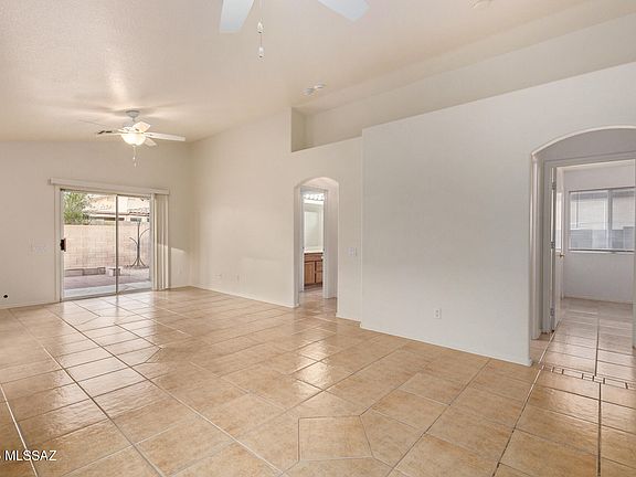 4th image of 2652 W Desert Brook Ct