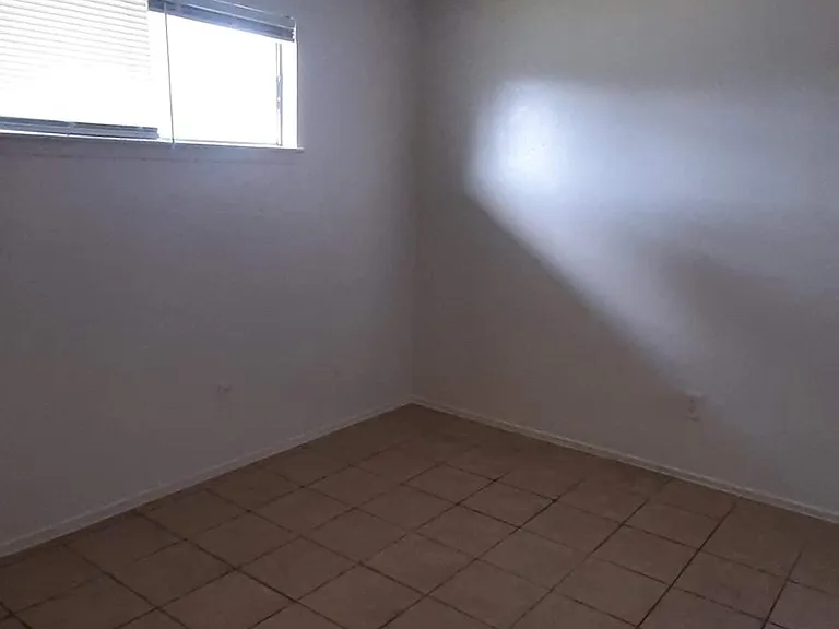 bedroom2