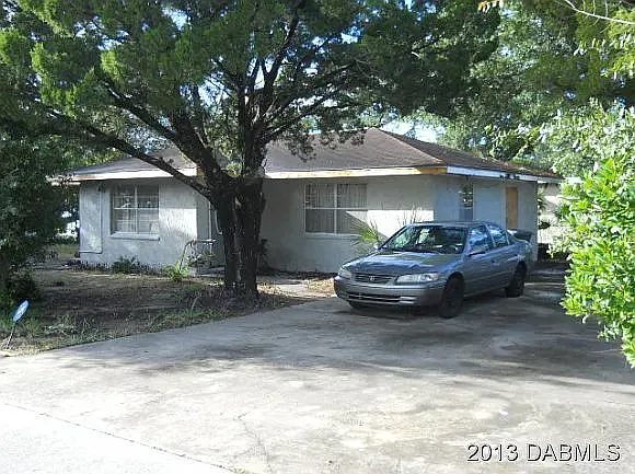 3 bed, 1039 sqft, $2,000 — Photo 3