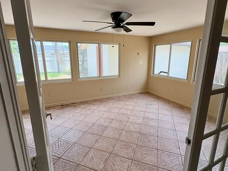 6707 Lenoir Dr — Photo 12