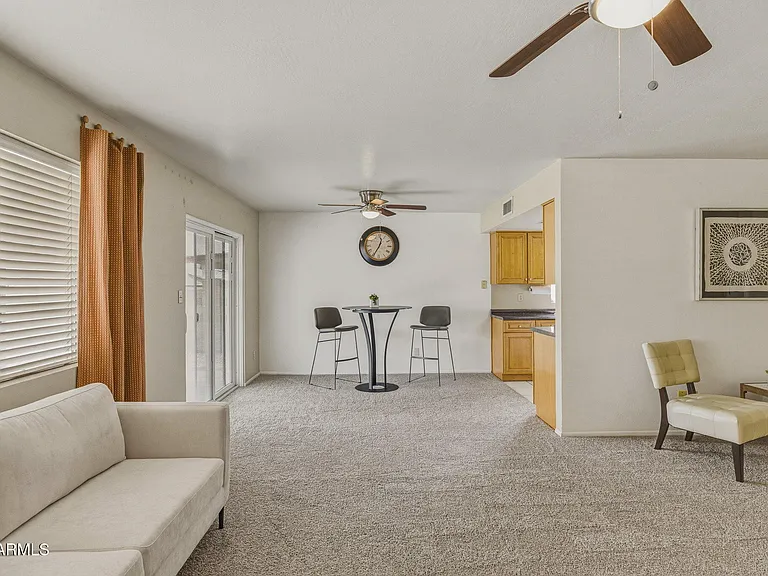 5625 W Sunnyside Dr — Photo 5
