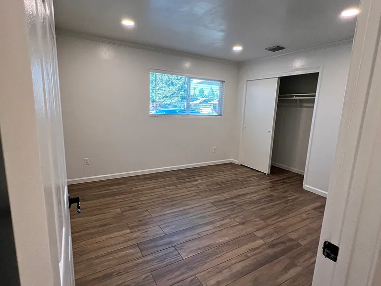 3917 Granada Ave — Photo 13