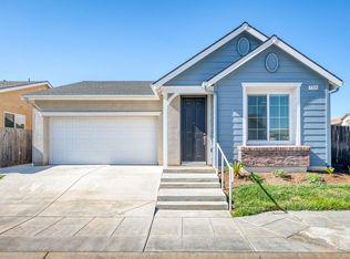 7398 E Robinson Ave, Fresno, CA
