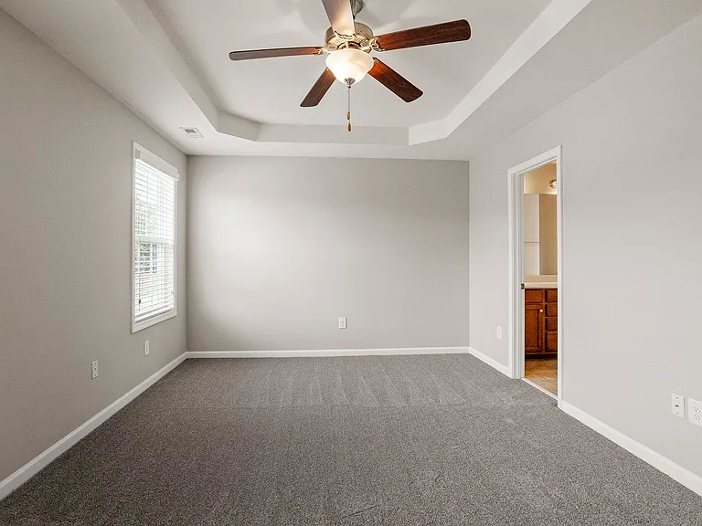 223 Station Dr — Photo 23