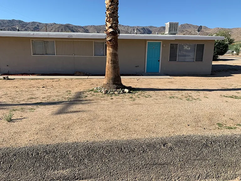 6213 Chia Ave #&-B — Photo 1