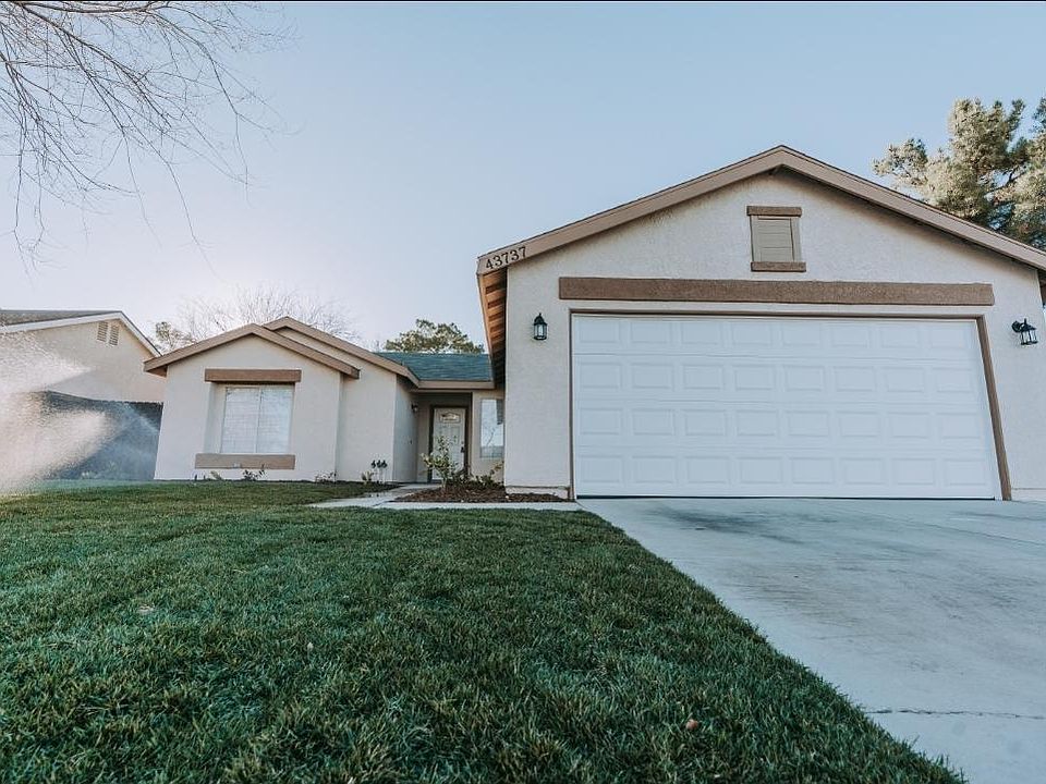 1st image of 43737 Serenity Ct