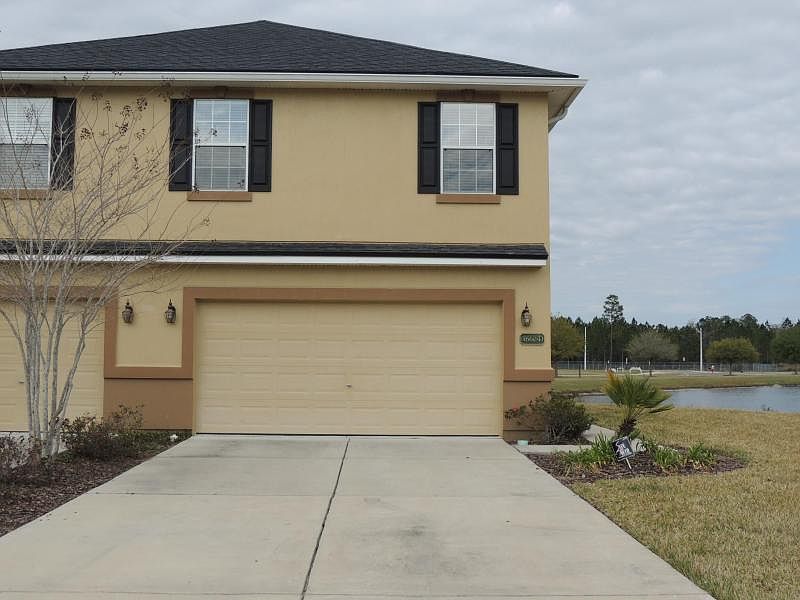 1st image of 3660D Creswick Cir
