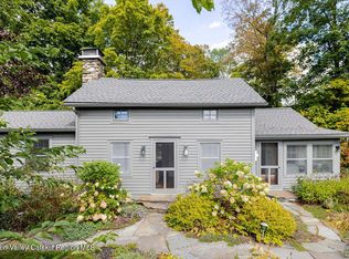 470 N Mountain Rd, Hillsdale, NY 12517