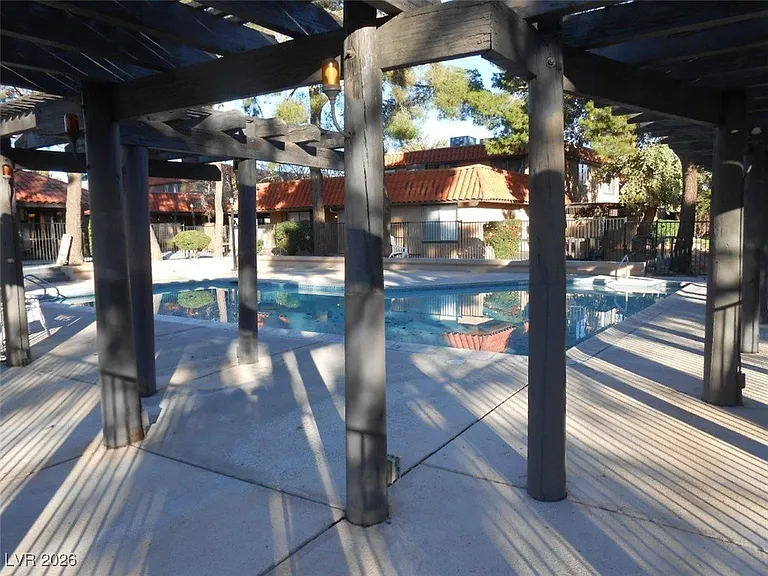 6671 Bubbling Brook Dr #D — Photo 27