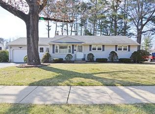 24 Raffia Rd, Enfield, CT 06082