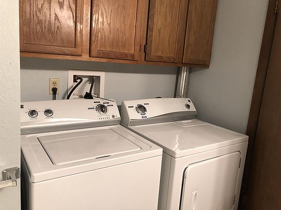 3rd image of 517 Greenway Ave APT C