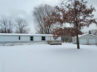 9066 N Vickeryville Rd, Vestaburg, MI 48891