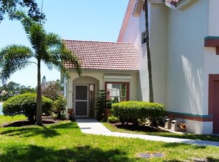 625 Windsor Sq APT 101, Naples, FL 34104