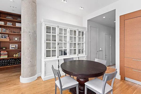 Rented by Compass | media 39