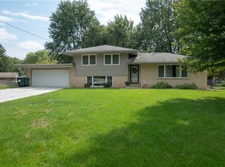6845 NW Golden Ln, Des Moines, IA 50313