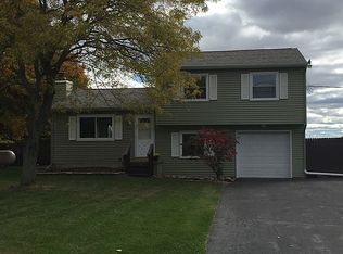 6045 W Plains Rd, Eaton Rapids, MI 48827