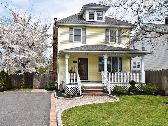 2nd image of 40 Highland Ct