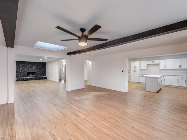 2001 San Jose Ave, Las Vegas, NV 89104