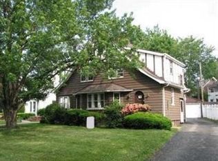 1203 Castleton Rd, Cleveland Heights, OH 44121