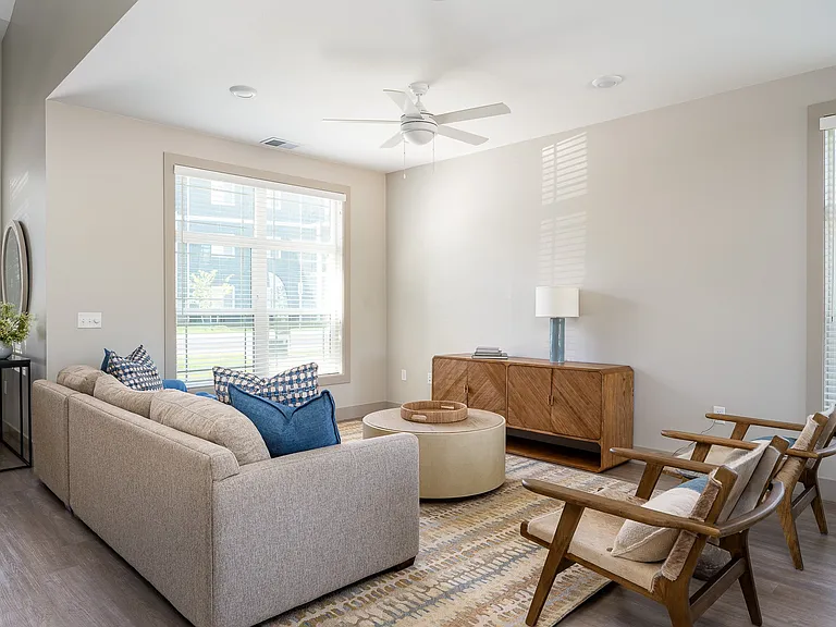Tidewater Townhomes | Living Room