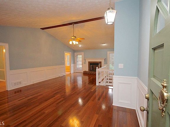 2nd image of 155 Merrydale Dr